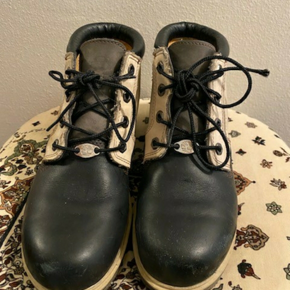 Comfy hiking boots💕 - Picture 2 of 4